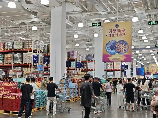 外賣三巨頭,暗中卷起了折扣超市