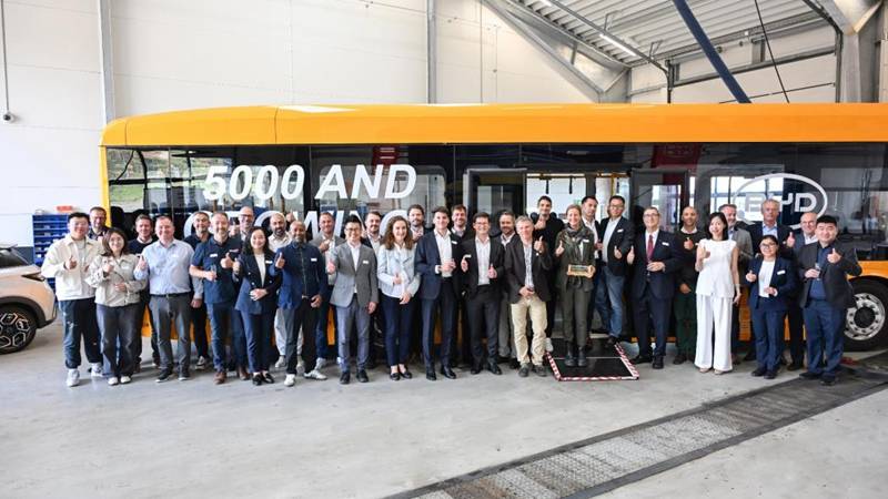 比亞迪發布e-Bus平臺3.0,推動電動客車進入千伏時代