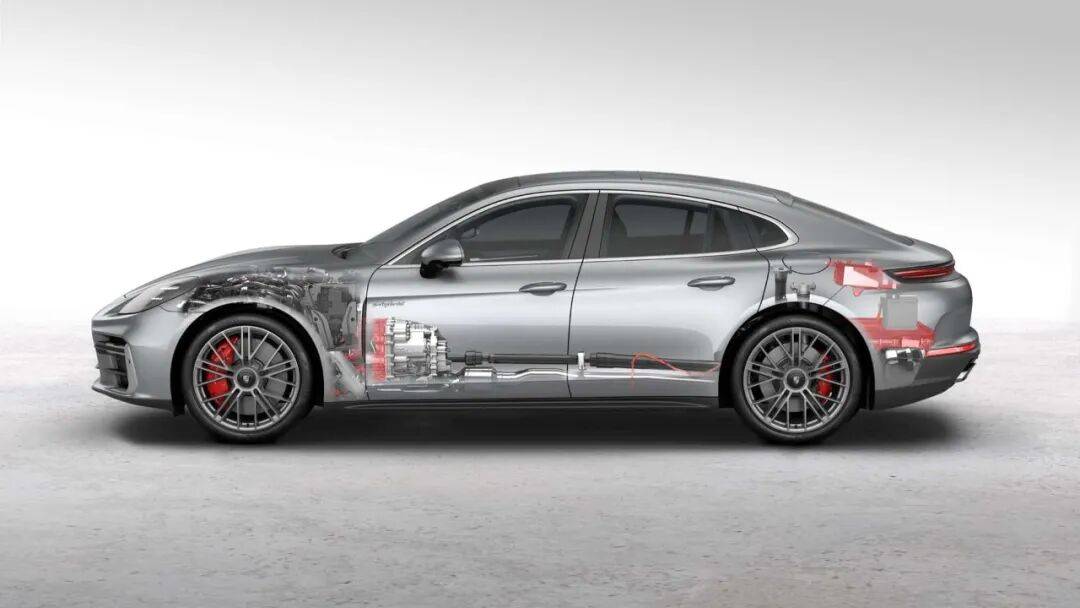 保時捷的主動懸架,真能如履平地?