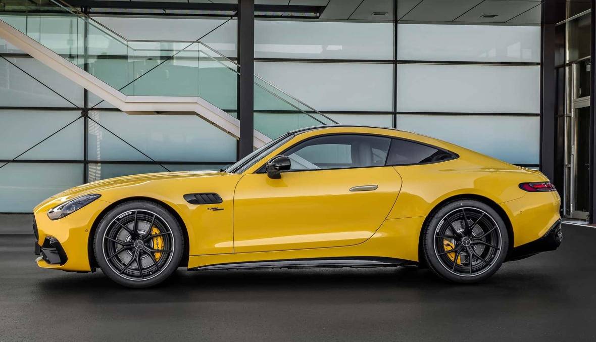 2.0T四缸油車也敢賣100萬?奔馳GT新車有什么底氣