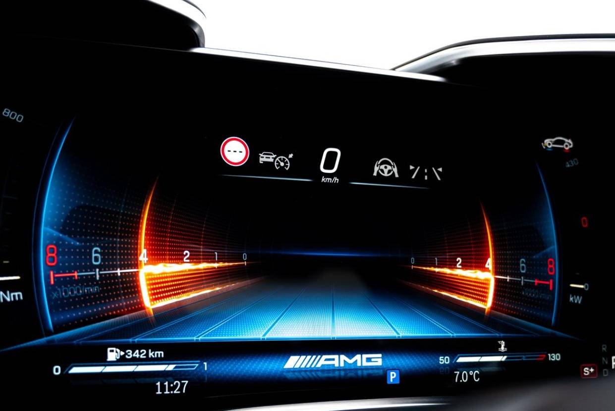 2.0T四缸油車也敢賣100萬?奔馳GT新車有什么底氣