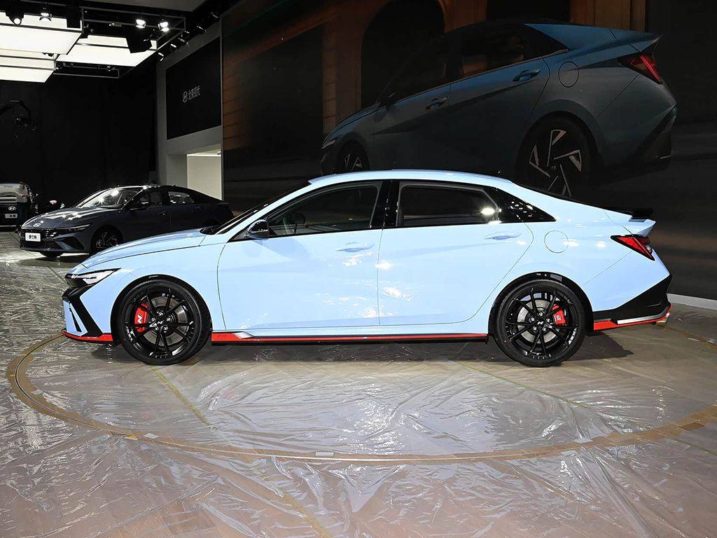 上市一年多,伊蘭特N終端現(xiàn)已優(yōu)惠3.5萬,性能黨還不下手?