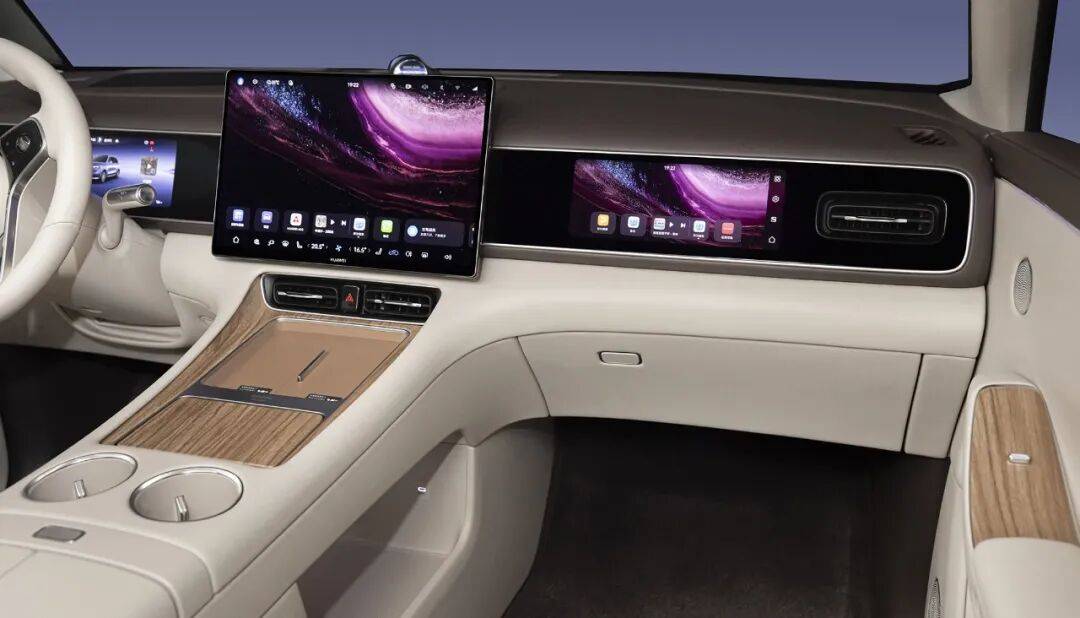 全新問界M7購車指南:標配即豪華,哪款最值得入手?