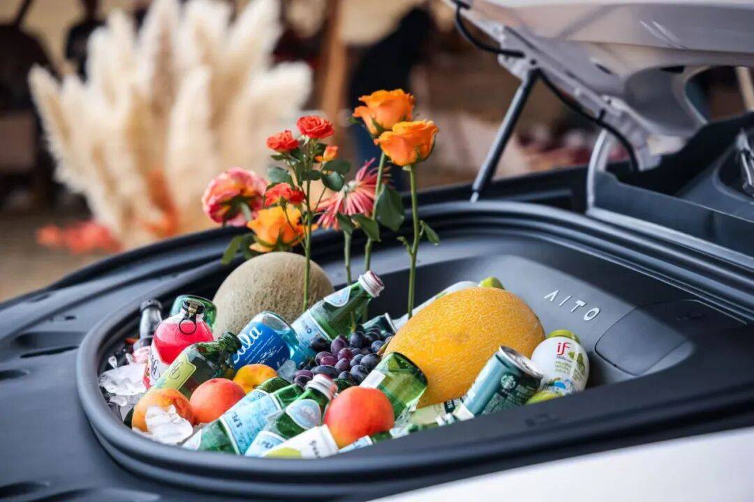 全新問界M7購車指南:標配即豪華,哪款最值得入手?