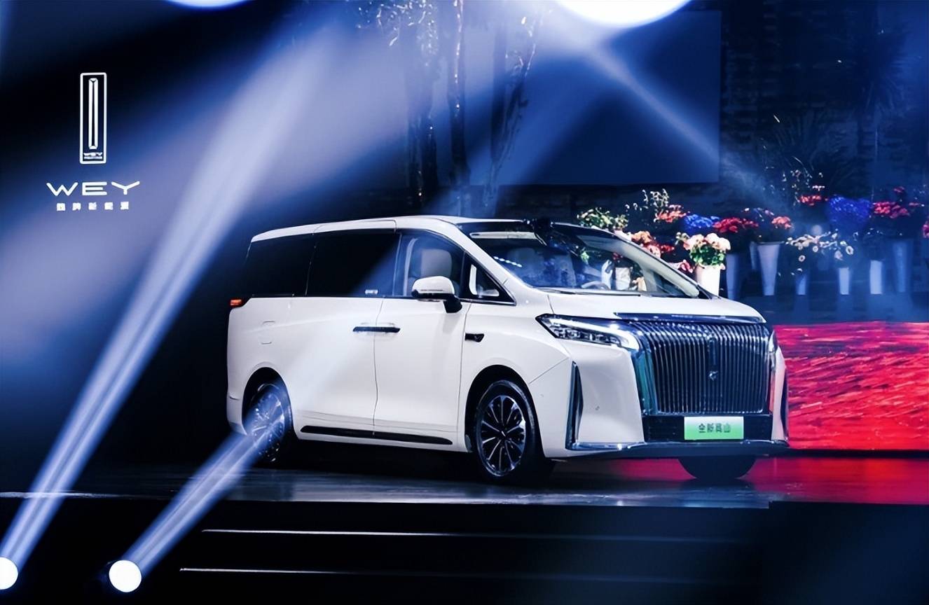 MPV圈又神仙打架?四季度這6款狠貨要上,選誰(shuí)不踩坑?