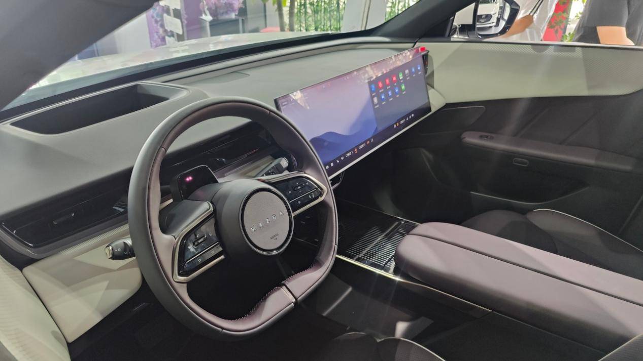 獨立試駕馬自達EZ-60:到底是“自主馬自達”還是“換殼深藍”?