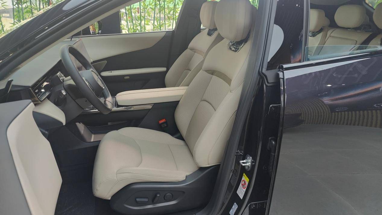 獨立試駕馬自達EZ-60:到底是“自主馬自達”還是“換殼深藍”?