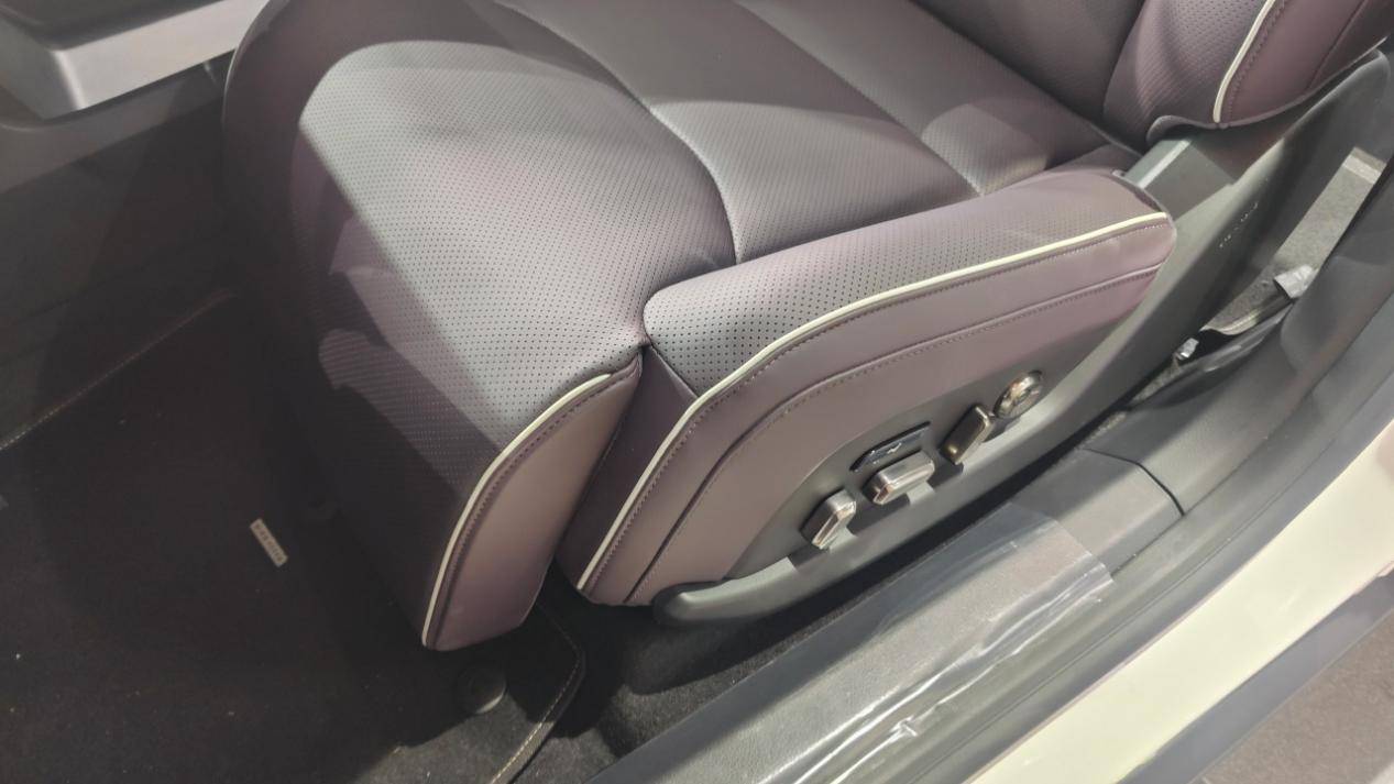 獨立試駕馬自達EZ-60:到底是“自主馬自達”還是“換殼深藍”?