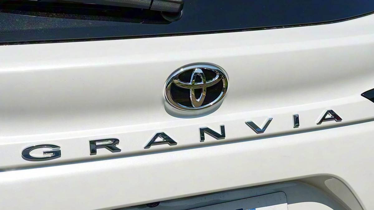 憑啥比賽那貴3萬?26款豐田格瑞維亞上市,售價29.98萬起