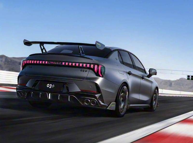 緊湊級燃油運動轎車標桿,第三代領克03家族限時10.38萬起售