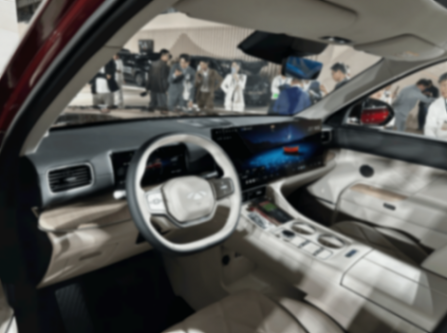 年底壓軸!6款大六座SUV排隊登場,誰最值得等?