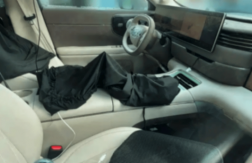 年底壓軸!6款大六座SUV排隊登場,誰最值得等?