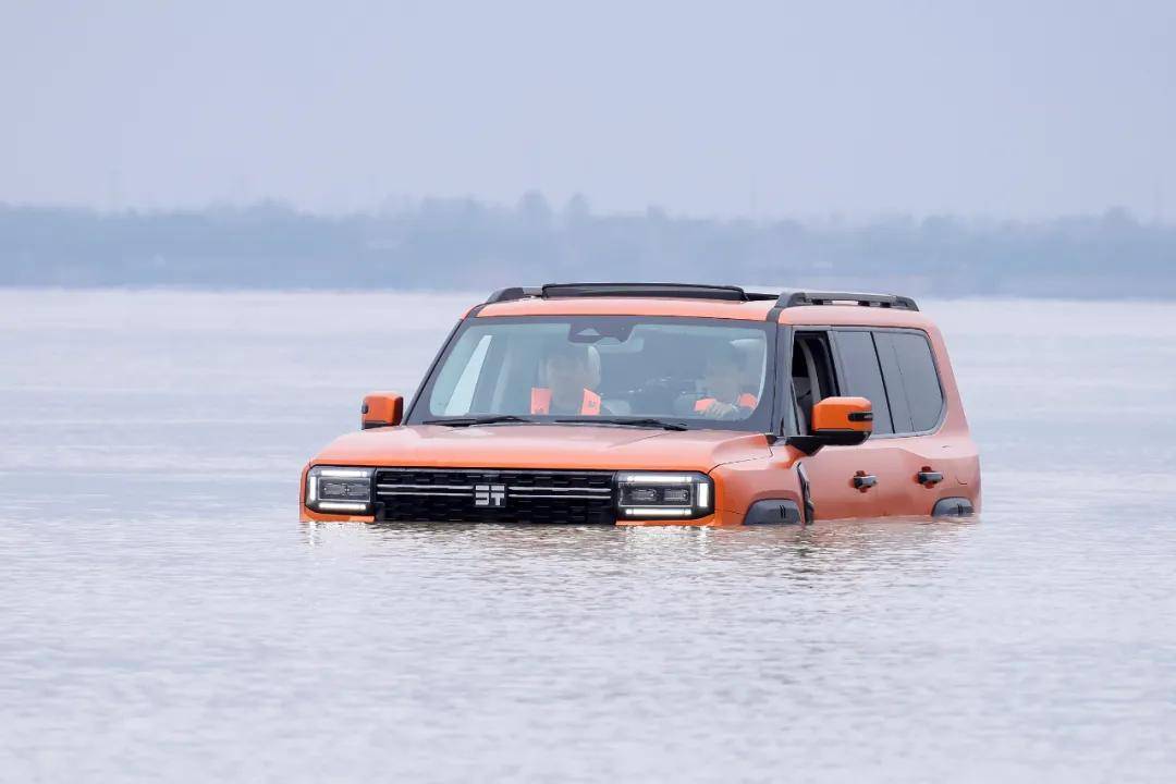 縱橫G700新豪華越野:打開邊界,電混時代中國越野破壘樣式