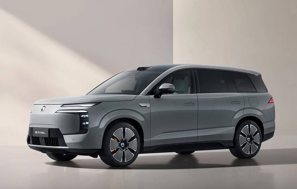 29.98萬元起,騰勢N8L正式上市!易三方+云輦-A,綜合續(xù)航1300km