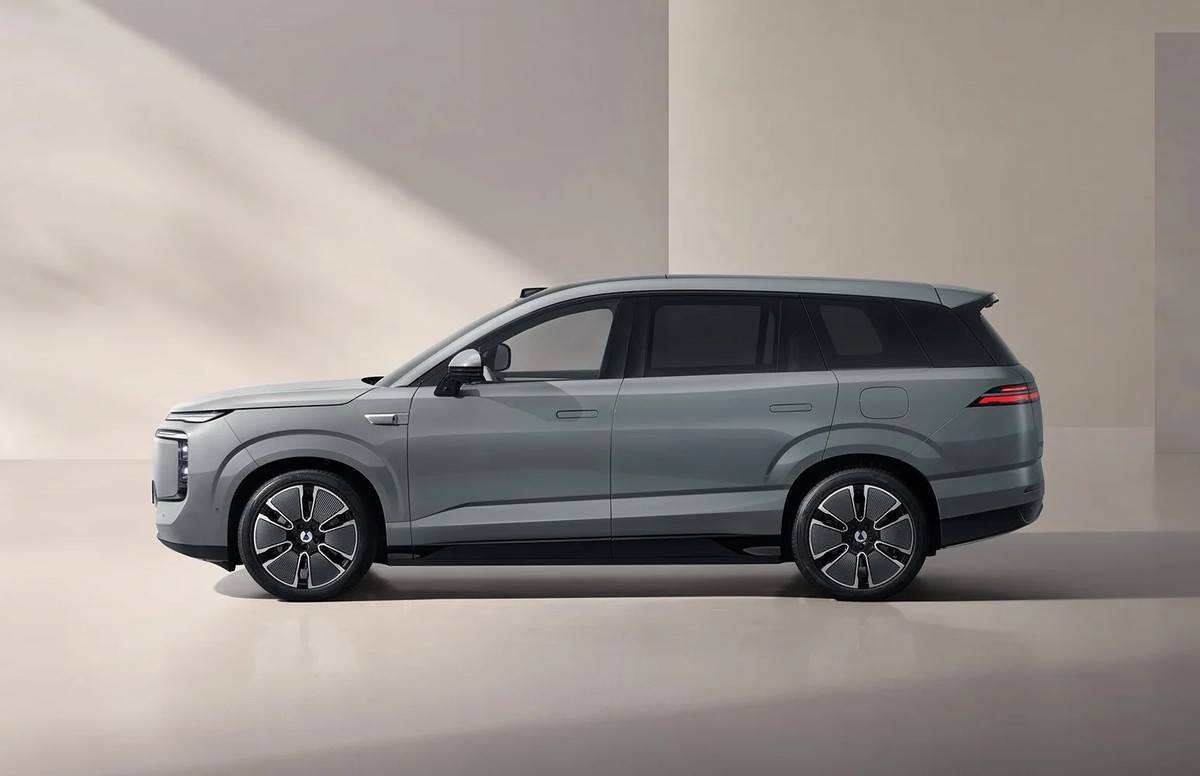 29.98萬元起,騰勢N8L正式上市!易三方+云輦-A,綜合續(xù)航1300km