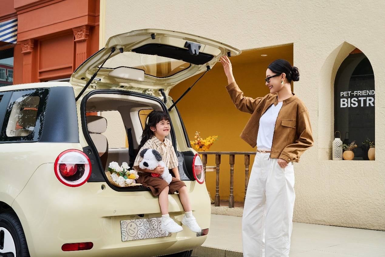 寶媽接娃新“神器”,4.79萬起,安全、貼心全部安排齊了!