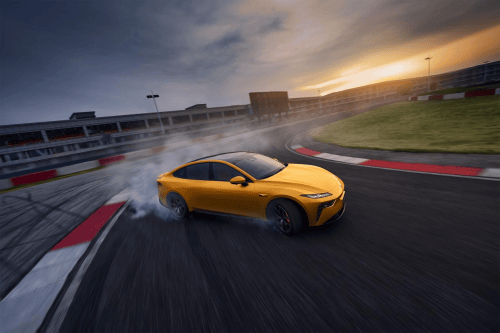 15萬性能新能源:東風奕派 eπ007 是新手性價比之選