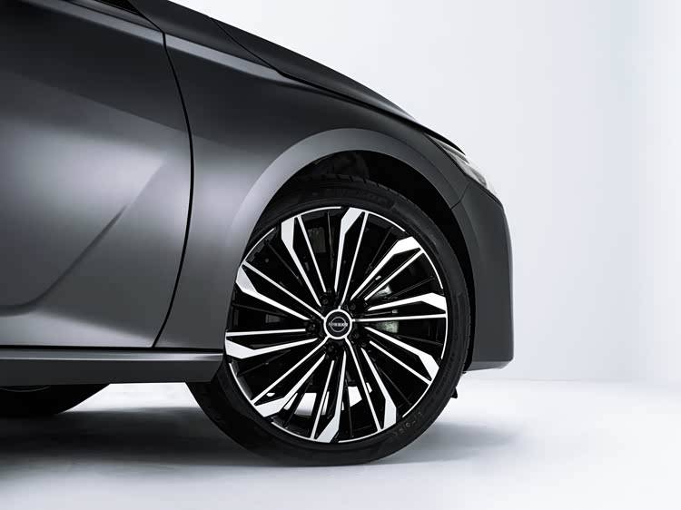 東風日產(chǎn)天籟·鴻蒙座艙版正式亮相 將在今年第四季度上市