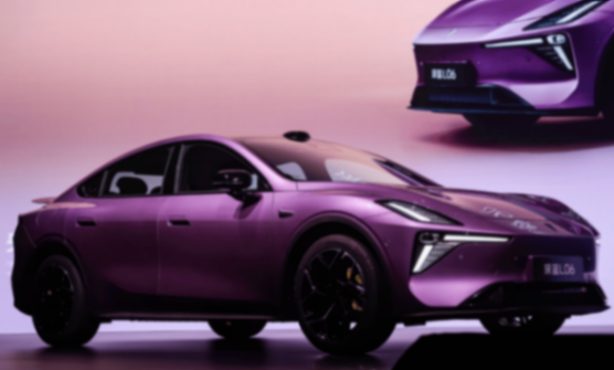 深藍(lán)L06 13.99萬啟動預(yù)售:純電市場新勢力,解鎖年輕出行新姿勢