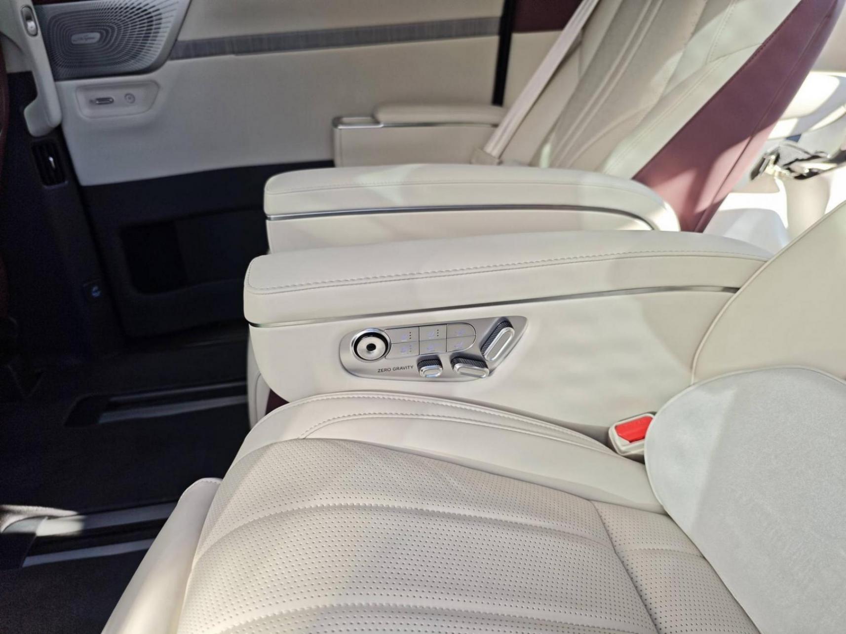 鯤鵬超級增程/純電續(xù)航452km 小鵬X9增程版預售35萬起