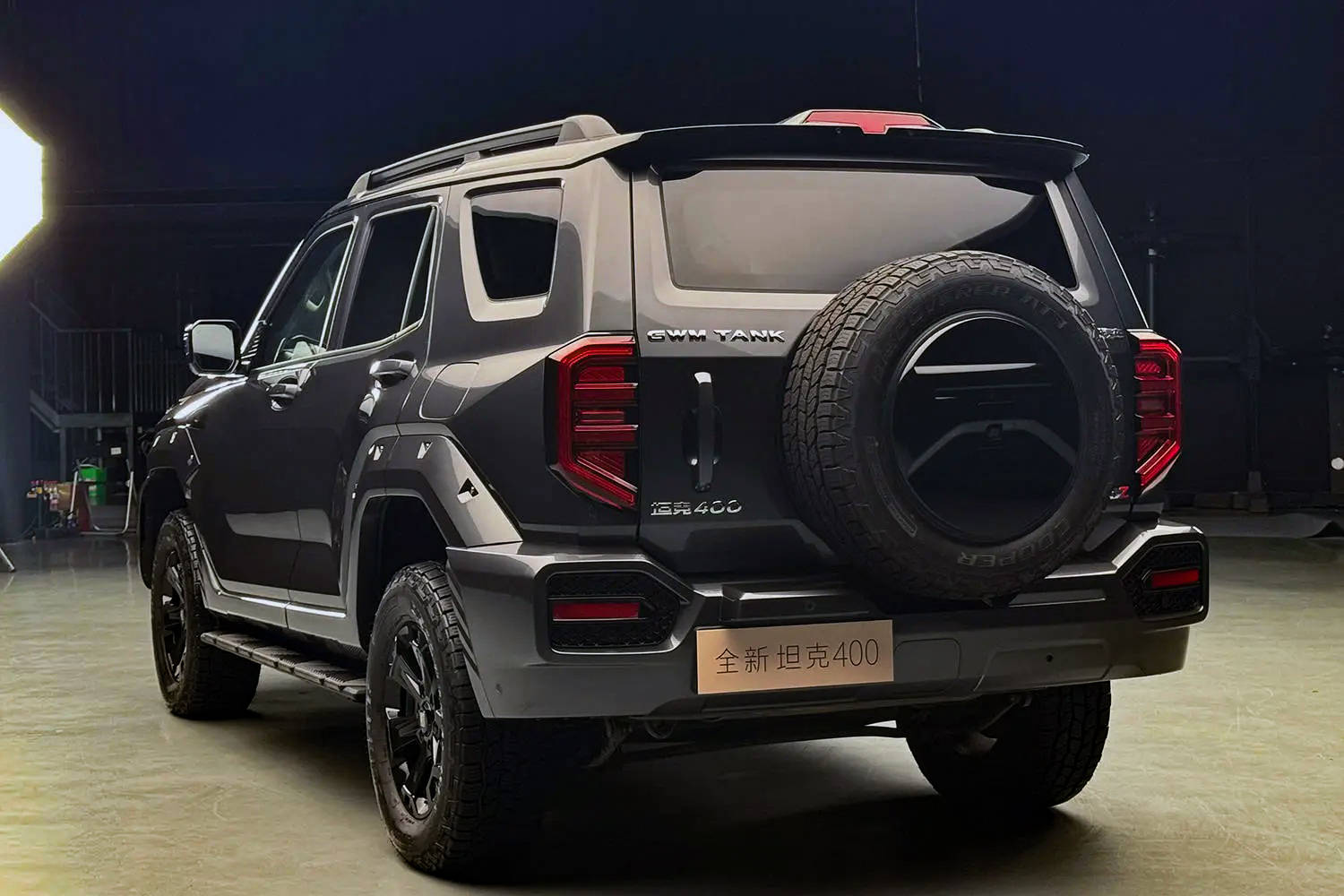 機甲底色/新增高階駕輔 全新坦克400售價24.98萬起