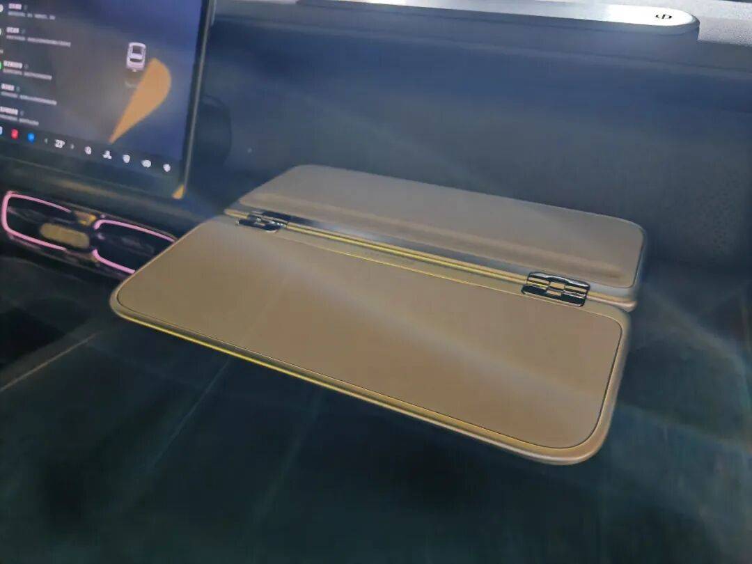 10萬級轎跑新選擇!零跑Lafa5做當下的電動高爾夫