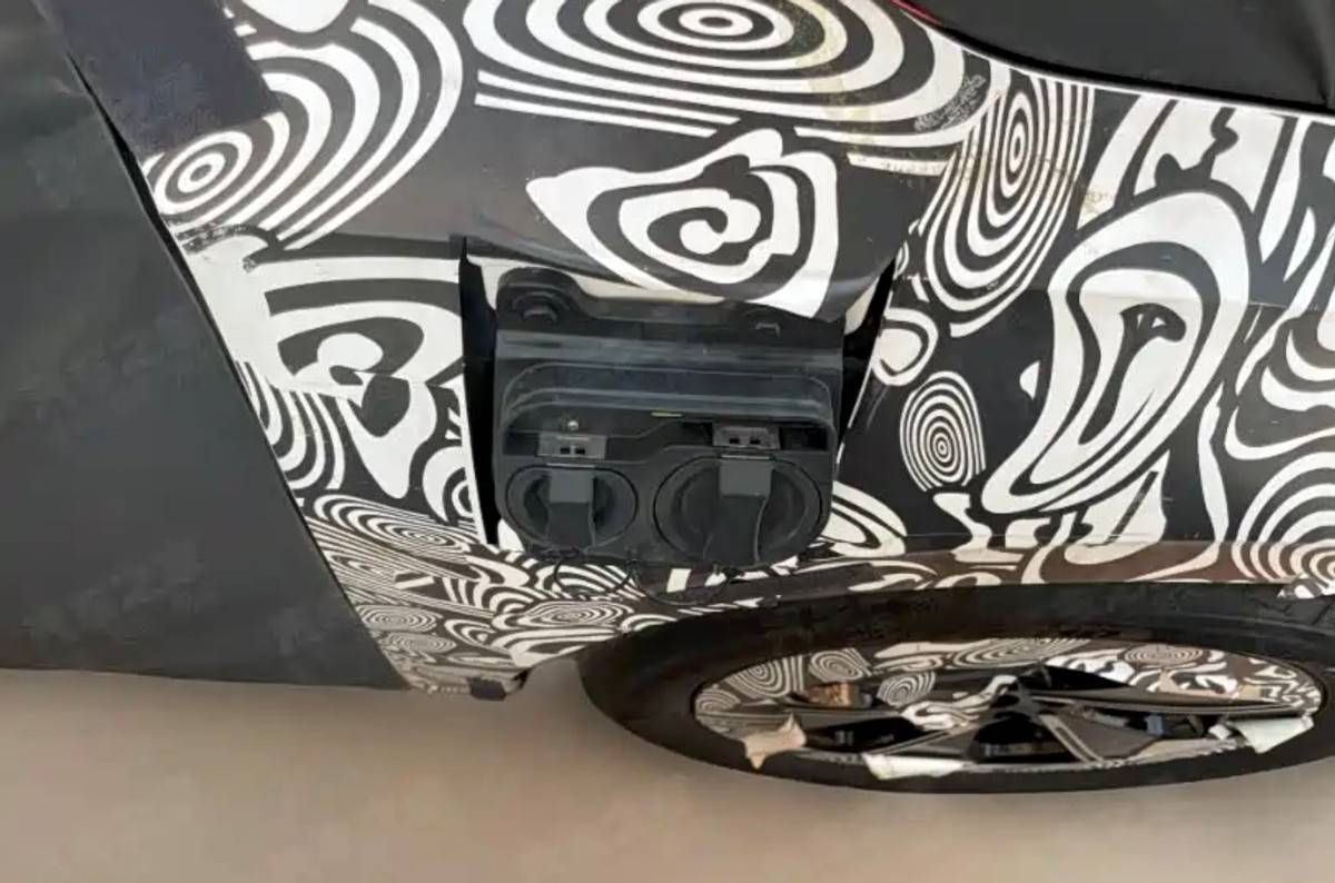 吉利銀河A7純電版諜照!純電中型車,超充插孔很清晰,終于要來了