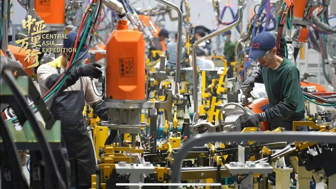 負(fù)增長(zhǎng)下比亞迪下一步咋整?干趴韓國(guó)現(xiàn)代,海外小目標(biāo)150萬輛