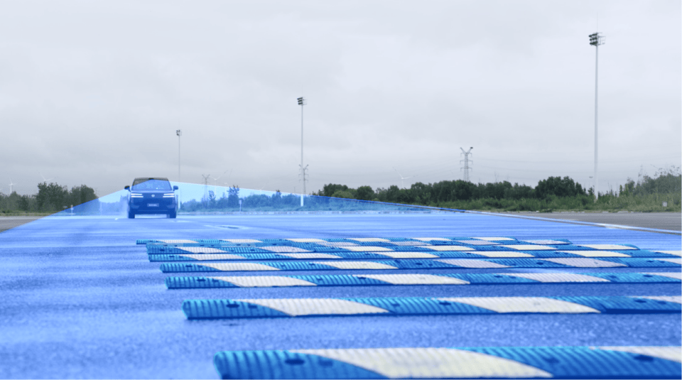 比亞迪無緣高端車?這一招太狠了,一款車擊穿“789”,營銷更頂