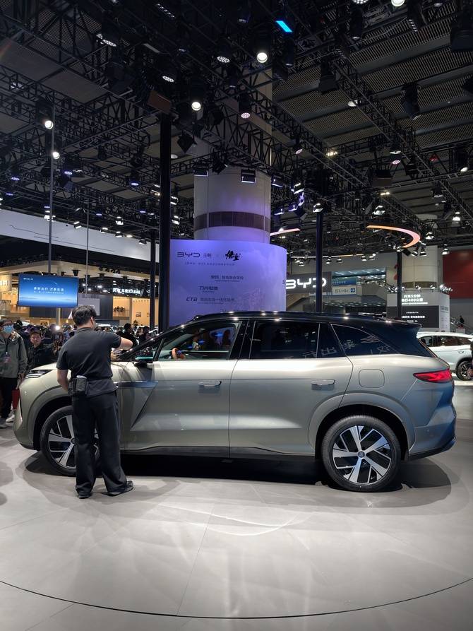 比亞迪唐L新色加持,補貼后售價21.48萬~27.48萬元