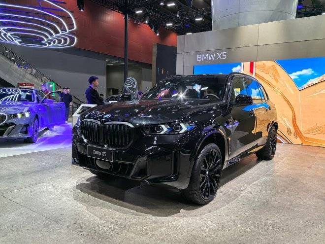 寶馬全系亮相廣州車展,iX3明年下半年上市