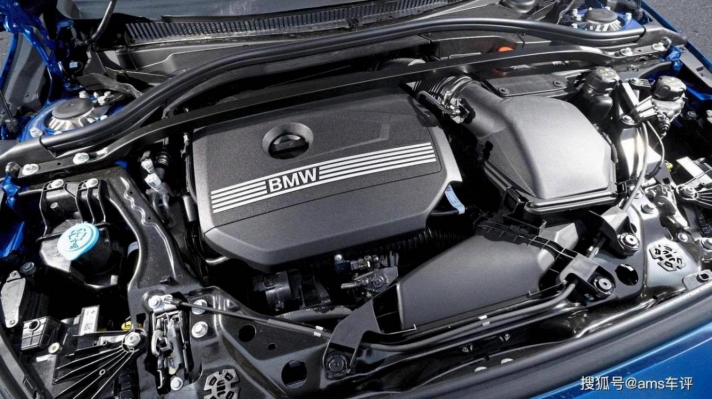 三缸+輕混能跑出什么水平?測(cè)試BMW 120,依舊運(yùn)動(dòng)范兒