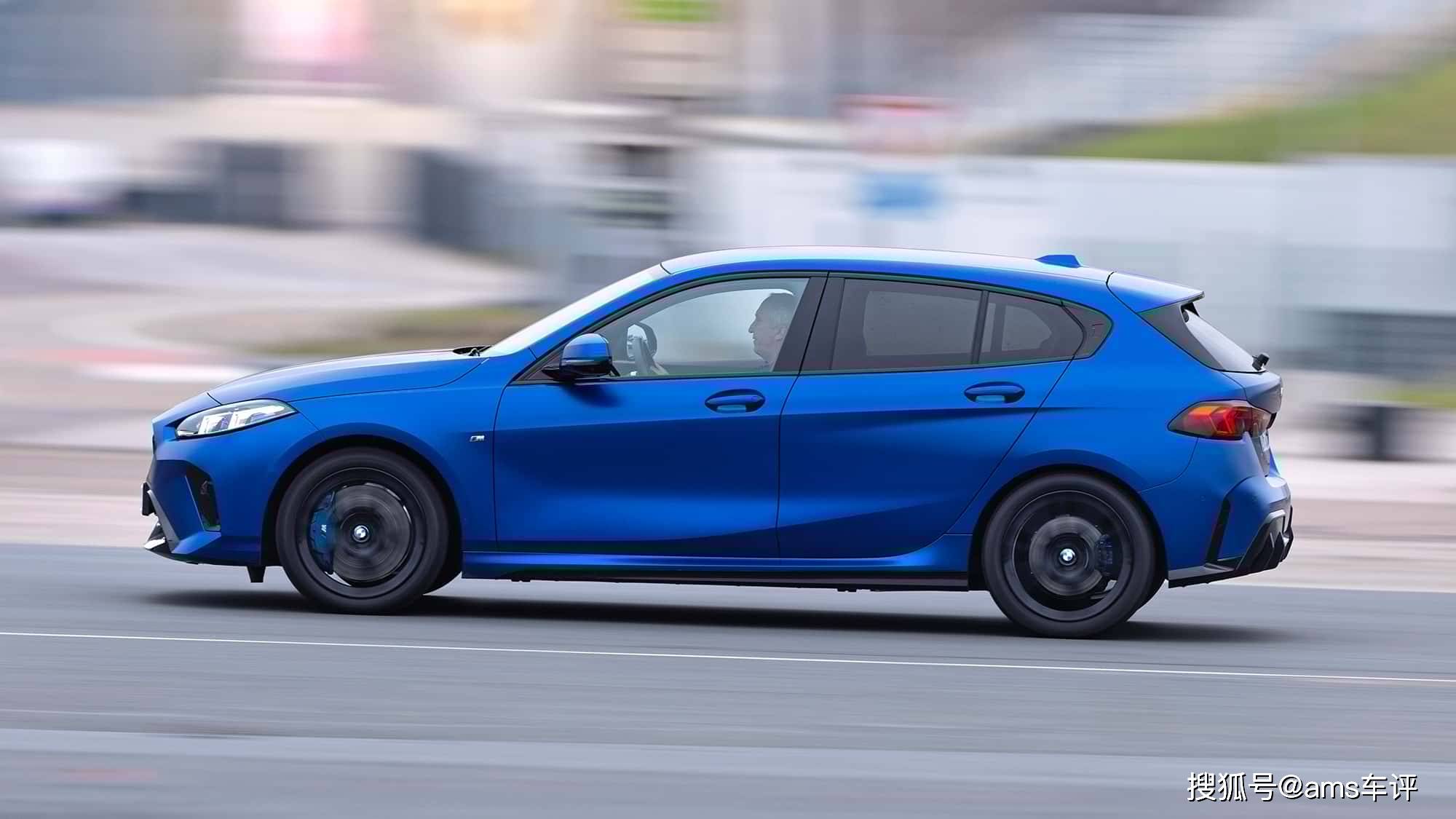 三缸+輕混能跑出什么水平?測(cè)試BMW 120,依舊運(yùn)動(dòng)范兒