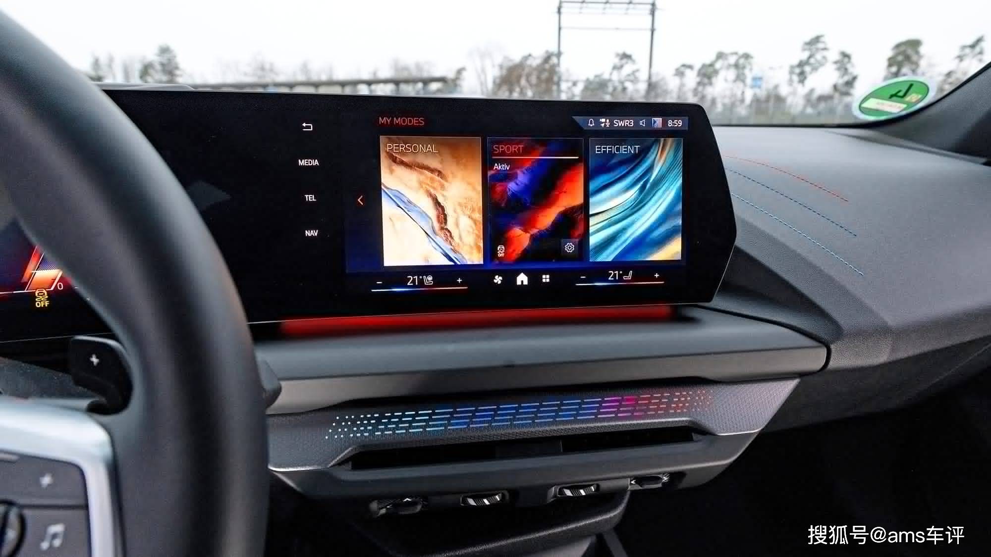 三缸+輕混能跑出什么水平?測(cè)試BMW 120,依舊運(yùn)動(dòng)范兒