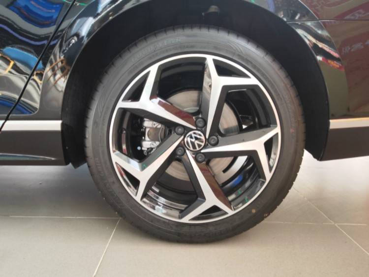 賦予了傳統轎車全新生命力 實拍邁騰3000萬輛甄選款