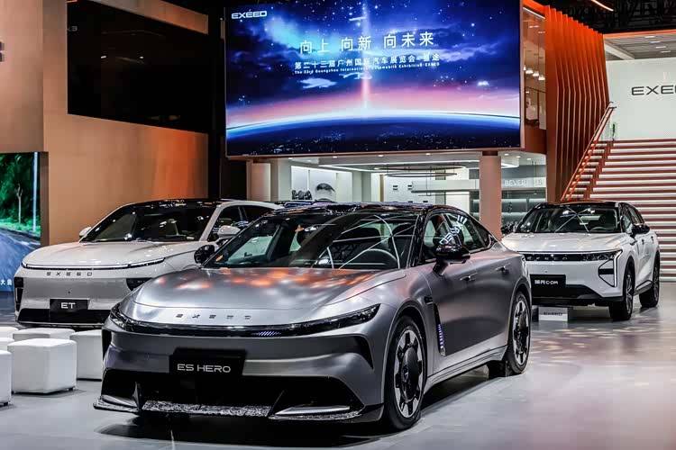 用戶(hù)是紙技術(shù)是筆星途雙線(xiàn)敘事下的探索與價(jià)值