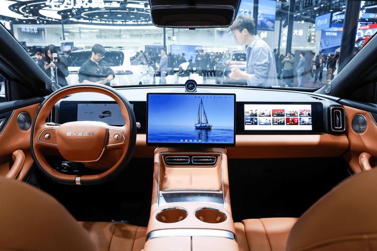 用戶(hù)是紙技術(shù)是筆星途雙線(xiàn)敘事下的探索與價(jià)值