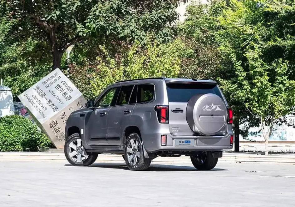 配置升級 北京越野BJ60雷霆行政版將于11月30日上市