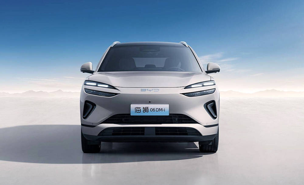 11月銷量超48萬臺,比亞迪,2025年度銷冠穩(wěn)了?