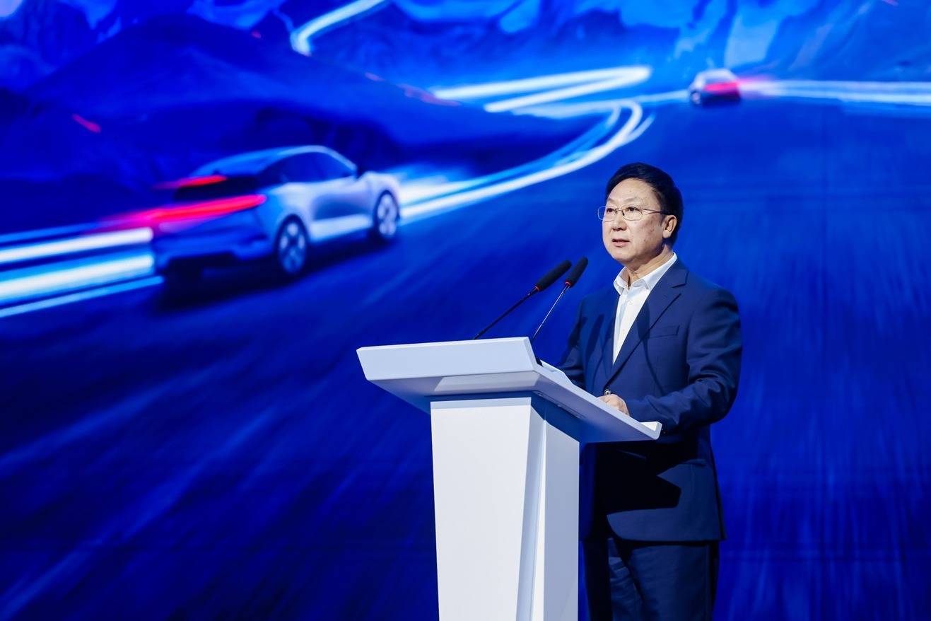 2025智駕產業分水嶺,地平線集結供應鏈共赴“規模化”大考