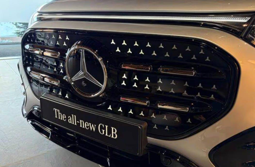 新一代奔馳GLB,結構大改,三連桿前懸掛,鍛造鋁合金制成