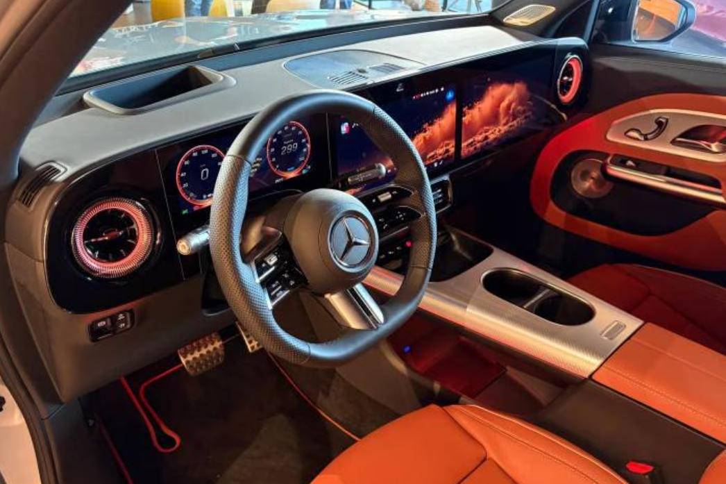 新一代奔馳GLB,結構大改,三連桿前懸掛,鍛造鋁合金制成