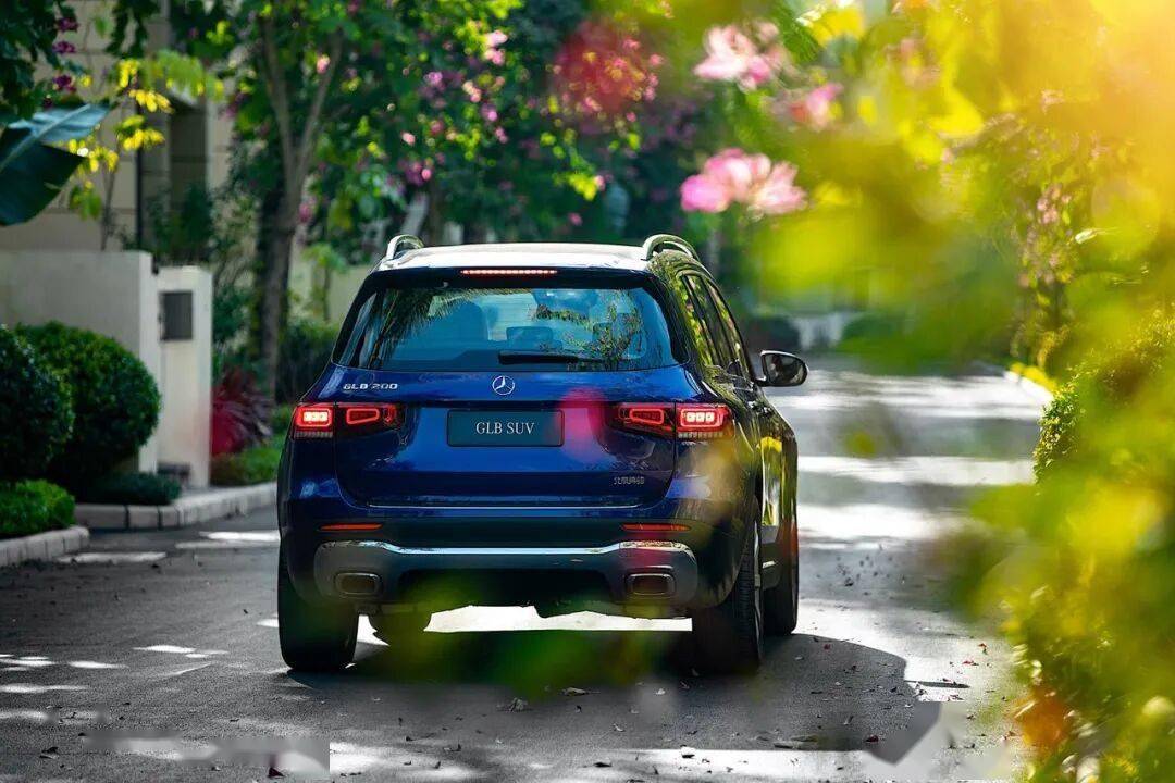 全新一代奔馳GLB發布,現款GLB好看但好開嗎?