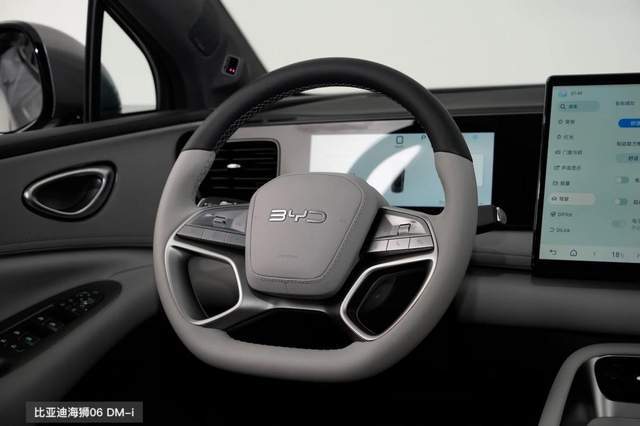 海獅06 DM-i對比長安啟源Q07激光版:冬季全家出游,選誰更舒適?